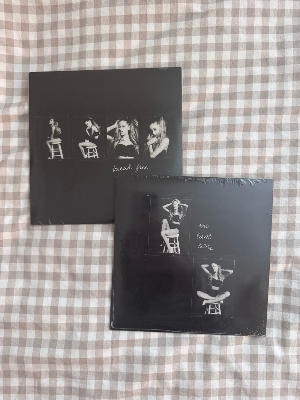 Ariana Grande “One Last Time” and “Break Free” 7” Vinyl Singles